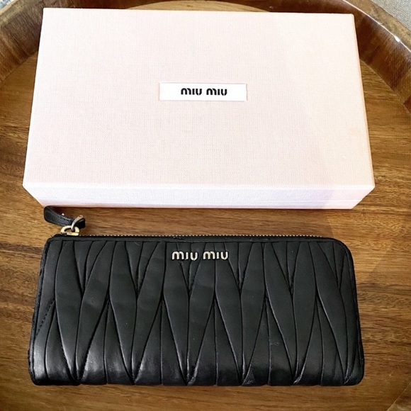 Miu Miu (by Prada) Nappa Leather Large Wallet - Picture 2 of 10